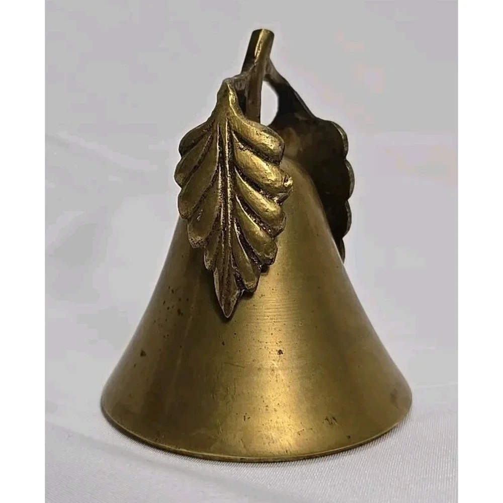 VINTAGE Brass Pear Lid/Top ONLY, Trinket Box,‎ Screw Top, Two Leaves On Stem